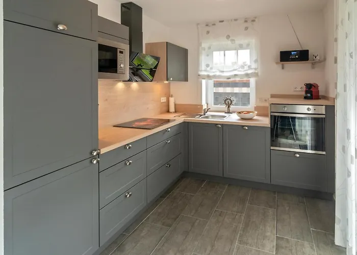 Fensalir 多纳莫塞尔